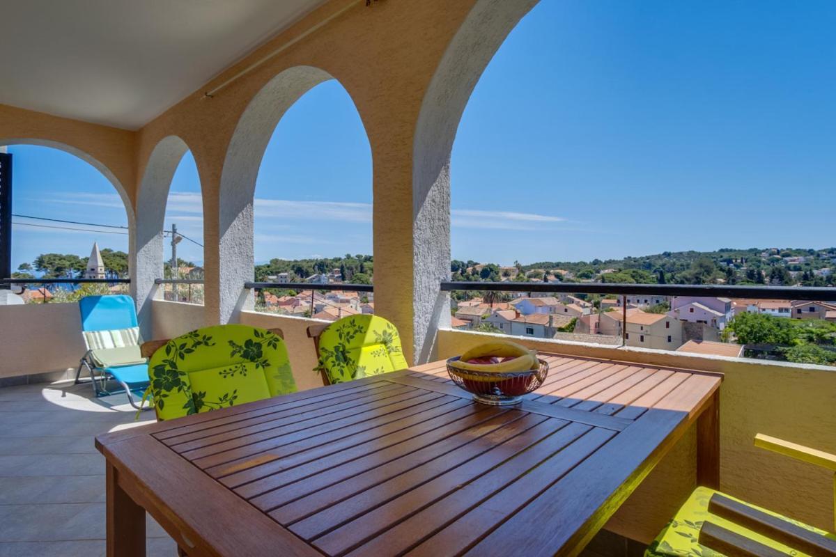 Apartmani Nadalina Veli Lošinj المظهر الخارجي الصورة